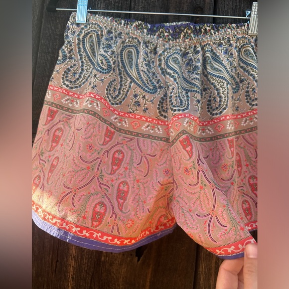 Pronto USA Paisley Casual Bohemian Shorts with Elastic Waistband - Picture 7 of 10